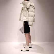 (Anti-season clearance only 299 yuan) anti-season down jacket women short little white duck down jacket womens bread clothes