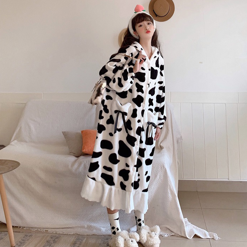 Cute cow sweet 2021 new student pajama girl spring and autumn pajamas pajamas can wear autumn and winter home clothes outside