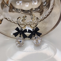 Ear clip woman without earholes ~ black bow tie earrings high level sensational retro style temperamental mosquito incense tray earrings