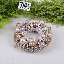 Christmas decoration products creative weaving flower ring pine fruit red fruit candle holder link Day decoration Garland door hanging single group