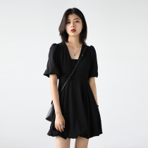  CHICVENAbout the FUTURERetro niche Bubble sleeve bud skirt dress Summer ladder collar small black skirt