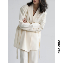 CHICVEN Gender mobility Design sense Small crowdsourced shoulder floating band midlength Sensation Suit Jacket Woman West Suit