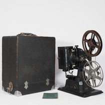 Western antique 19 1930s kalee 16mm16mm silent film scanner projector with a box you can use