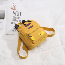 Childrens cute cartoon fashion schoolbag simple mini childrens backpack Korean version of boys and girls super light backpack