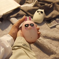 Birthday gift girls send girlfriends friends practical ideas send wives and daughters-in-law exquisite walking heart small high-end goddess festival