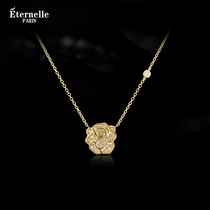 Eternelle France Timeless Mountain Tea Flower Necklace Light Extravaganza Design Little Fragrant Wind Lock Bone Chain Birthday Present