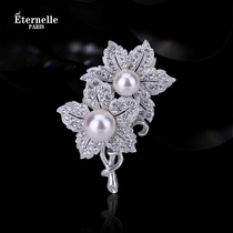 French Eternelle Bohemian elegant plethora of upscale brooch Chest Needle Temperament Sweatshirt Jacket Do Nt Knit Cardiothorica