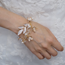 INS Baroque bride Golden rhinestone wristlet flower hipster bridesmaid sister group bracelet beautiful wedding