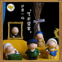  Moon half-fat artist blind box girl girl version 2021 net celebrity new gift lucky hand office ornaments