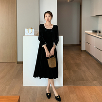 ◆ AMUM maternity wear ◆ classic black ~ simple lace long sleeve velvet spring and autumn base skirt dress