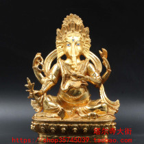 The gilt elephant nose of wealth is produced from the Taer Monastery. The size is seven inches (21cm).