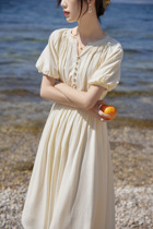 GOJO method of first love nepotism nepotism gentle wind long skirt Summer new temperament fairy skirt v collar cashew dress
