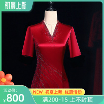 Happy Mom Wedding Banquet Dress Noble Temperament Evening Dress 2022 Summer New Red High-end Happy Mother-in-law Wedding Banquet