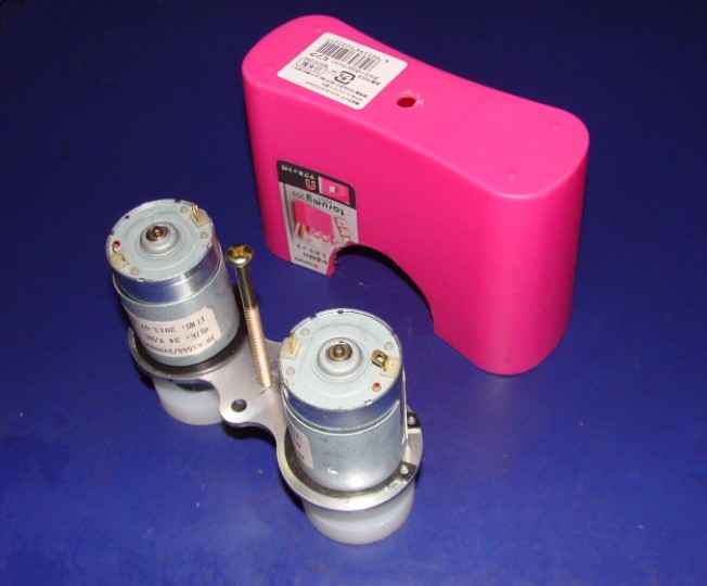 Ping-Pong 40mm tee shot; Golf 42MM; launch 17mm ball.