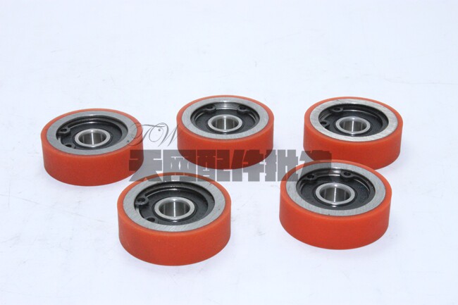 Sealing machine tracking wheel 31 x 8 x 10PU wheel imitation wheel head-on rubber wheel sealing machine head wheel carpentry accessories