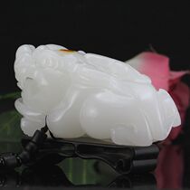 Xinjiang and nephrite seed material of the White Jade brave hand pieces Burnin Up ba wan jian ornaments carved pieces Men section