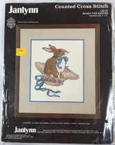 Small rabbit cross embroidered electronic drawings in JAN hat redrawing Saga source files XSDs