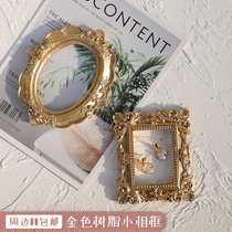 Golden retro relief resin small photo frame Mini Round Square Valley beauty props