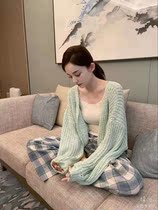Gulina private dress look bean paste green knit cardigan and plaid trousers