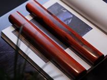 Authentic lobular red sandalwood town ruler full of Venus high oil dense old materials boutique study four treasure collection gift paperweight ruler