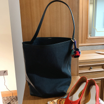 22 Spring Summer Libeline Identical Black Bucket Bag three-dimensional cotton Massachusetts Cortex Large Capacity Single Shoulder Hand-carrying Travel Bag