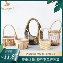 Rattan portable small flower basket Flowers mini straw decorative woven flower pot Floral art flower girl flower basket