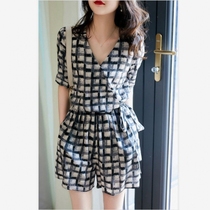 European station 2021 New jumpsuit Women summer fashion print temperament V collar elastic lace-up casual wide leg shorts