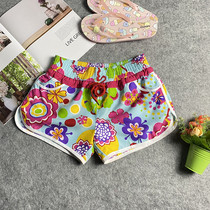 Beach pants womens seaside resort hot spring fashion rounded corners close to the thin and quick dry Sanya shorts floral hot pants summer