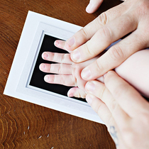 Baby hand and foot ink pad red newborn hand and foot print souvenir free contact disposable disposable hand printing table blue