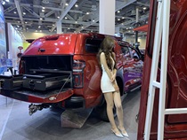 Great Wall Cannon Pickup Truck Rear Cover Three-door Cover Fengjun 76 Navarra Pickup Modified Pike Rear Box Magic Box Customized