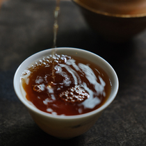 Tea painter 2005 Huiyuan old Cong narcissus Time taste treasure collection Old oolong heavy recommended
