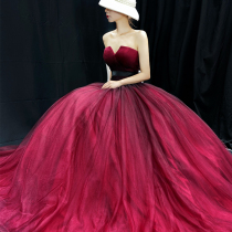 Red Bride wedding dress to go out to welcome guests toast wear thin Bel sound stage performance solo host annual evening dress