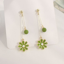 Smeared green daisy Earrings Flowers Earrings Day Style Little Fresh Fairy Picnic 100 Hitch No Earbuds Ear-Ears Accessories