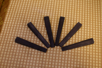 (Jin Yang Guqin) Guqin table stool resonance table special wooden Bolt screws three colors 3 yuan