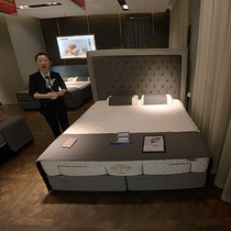 Dunlop Sleeping Helpful Modern Simple Bed 22299 One