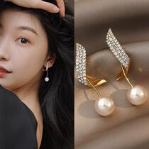 Pearl earrings female light luxury niche design sense earrings 2021 New Tide temperament advanced sense Net red ear ornaments