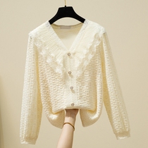 Autumn and winter slim lotus leaf Super fairy chic coat size fat sister foreign temperament lace lace base shirt