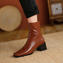 GAIAIER reduce fashion high sense ~ new leather temperament retro womens short boots Joker womens boots