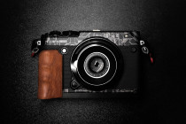 Fuji GFX50r Handle Wood Art Camera Handle Good Purple Sandalwood Enhanced Hand Feel Upgrade Suede Cloth Walnuts