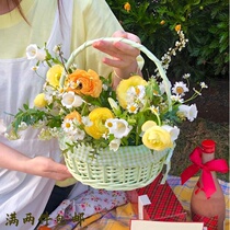 Round creative basket summer outing portable flower basket Korean floral arrangement candy color companion rattan basket