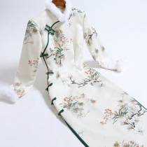 Qi Wei improved winter cheongsam young girl 2021 New Chinese style flower plus velvet warm dress
