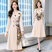 This years pop weaters 2022 The new fashion big card lady with a large coat of clothing and a slim overtake of a knee jacket