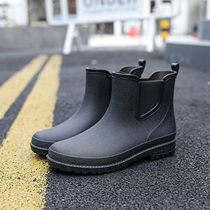 Rain shoes mens middle tube plus velvet non-slip water shoes Kitchen takeaway work Fashion short tube warm rain boots rubber shoes mens overshoes