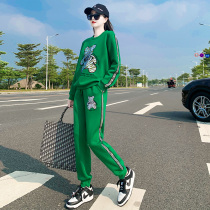 Tide Card CVY Sports Suit Women 2022 Spring new Korean version Little Bear Scalding Dress Trends Foreign Air Two Sets