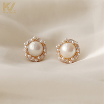 French vintage pearl earrings womens 2021 new trendy elegant high-grade sense sterling silver stud earrings light luxury earrings