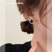 Micro-inlaid zircon square black earrings 2022 New wave light extravaganza with small crowdsourced high level sensual earrings female personality earrings