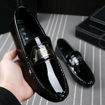  Patent leather doudou shoes mens leather 2021 new shiny one-foot pedal increased casual leather shoes mens summer thin section