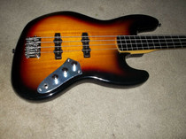 85 fold Squier Enquill VINTAGE MODIFIED JAZZ BASS FRETLESS030 6608
