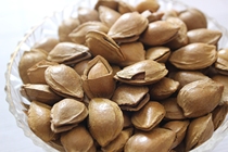 Xinjiang specialties open small ginkgo nuts full almond nut snacks hand peel thin shell 500g cream flavor
