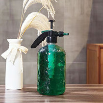 2L air pressure spray pot sprayer (due to fast spraying it is recommended to test with water before spraying)